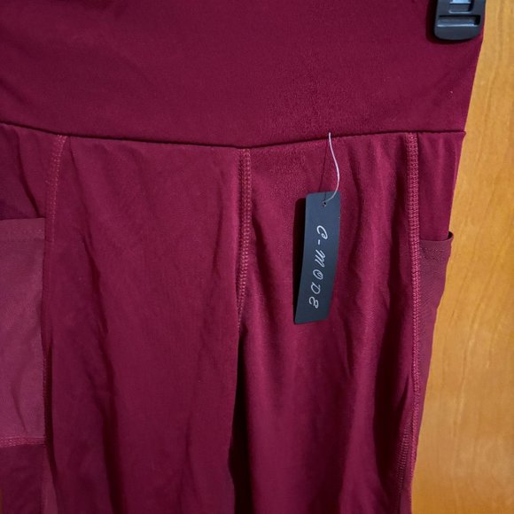 C-mode Athletic Capri Maroon size S/M - Picture 4 of 13